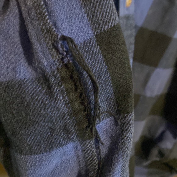 Filed and Stream thicker flannel size XL tall - Picture 4 of 5